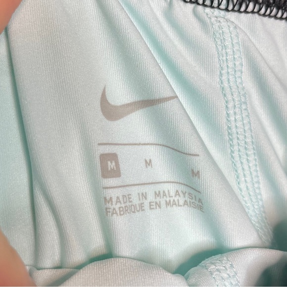 Nike Dri-Fit tempo shorts - Picture 6 of 8